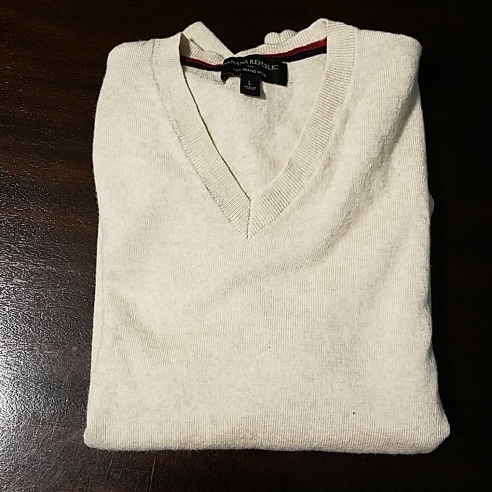 Banana Republic v-neck sweater